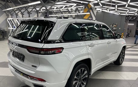 Jeep Grand Cherokee, 2023 год, 8 985 000 рублей, 4 фотография