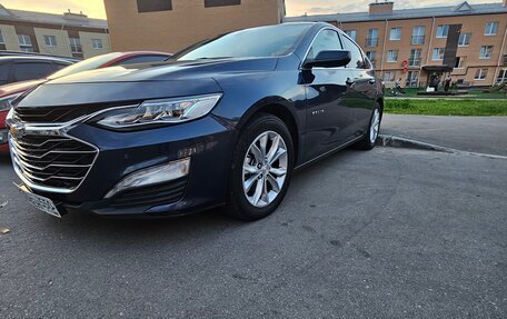 Chevrolet Malibu IX, 2021 год, 1 300 000 рублей, 3 фотография