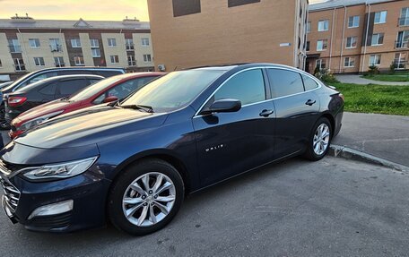 Chevrolet Malibu IX, 2021 год, 1 300 000 рублей, 2 фотография