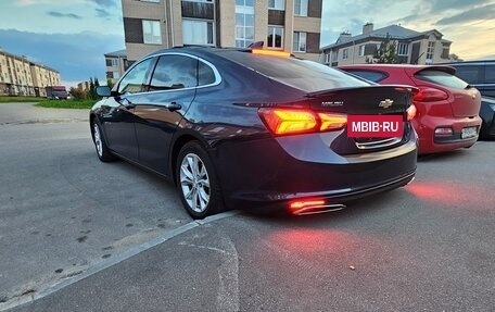 Chevrolet Malibu IX, 2021 год, 1 300 000 рублей, 5 фотография