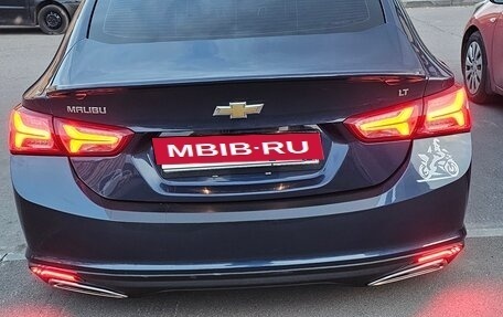 Chevrolet Malibu IX, 2021 год, 1 300 000 рублей, 4 фотография
