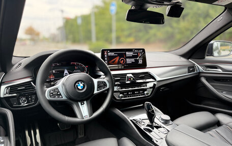 BMW 5 серия, 2022 год, 4 850 000 рублей, 14 фотография