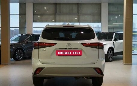 Toyota Highlander, 2026 год, 5 400 000 рублей, 2 фотография