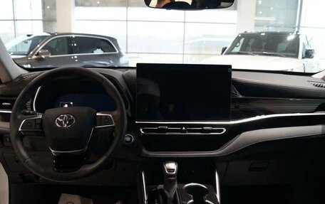Toyota Highlander, 2026 год, 5 400 000 рублей, 17 фотография
