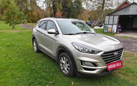 Hyundai Tucson III, 2019 год, 2 120 000 рублей, 2 фотография