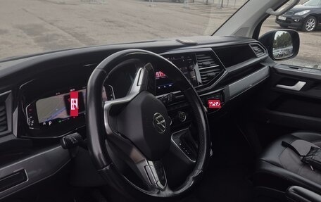 Volkswagen Multivan T6 рестайлинг, 2020 год, 5 300 000 рублей, 6 фотография