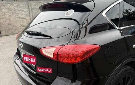 Infiniti QX50 I рестайлинг, 2016 год, 1 900 000 рублей, 15 фотография