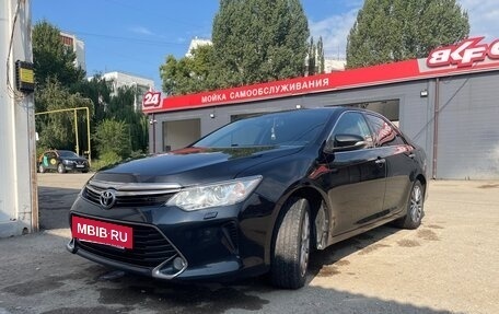 Toyota Camry, 2016 год, 1 850 000 рублей, 3 фотография