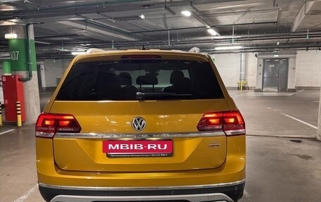 Volkswagen Teramont I, 2018 год, 3 400 000 рублей, 4 фотография