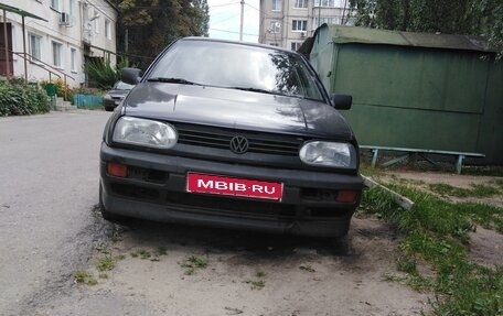 Volkswagen Vento, 1993 год, 230 000 рублей, 1 фотография