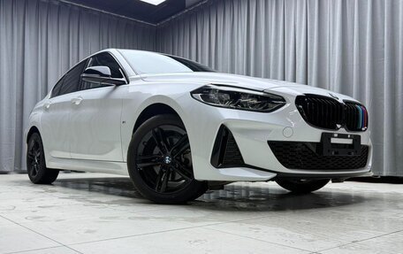 BMW 1 серия, 2022 год, 1 265 000 рублей, 1 фотография