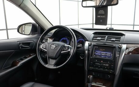 Toyota Camry, 2014 год, 2 279 000 рублей, 9 фотография