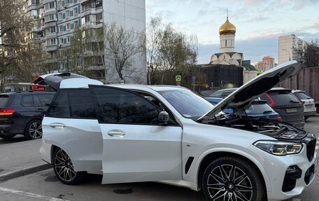 BMW X5, 2020 год, 6 090 000 рублей, 3 фотография