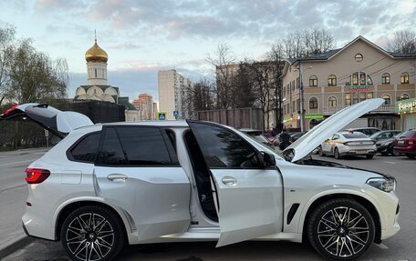 BMW X5, 2020 год, 6 090 000 рублей, 4 фотография