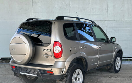 Chevrolet Niva I рестайлинг, 2018 год, 811 000 рублей, 8 фотография