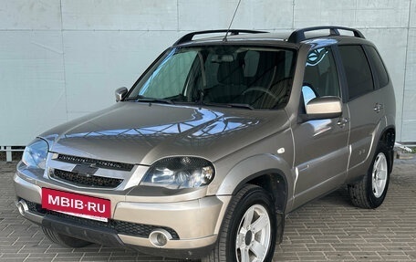Chevrolet Niva I рестайлинг, 2018 год, 811 000 рублей, 4 фотография