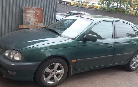 Toyota Avensis III рестайлинг, 2000 год, 399 999 рублей, 4 фотография