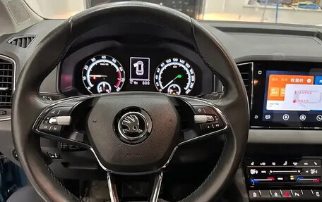 Skoda Karoq I, 2022 год, 1 540 600 рублей, 8 фотография