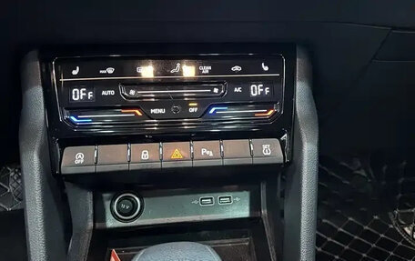Skoda Karoq I, 2022 год, 1 540 600 рублей, 9 фотография