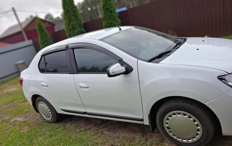 Renault Logan II, 2015 год, 670 000 рублей, 7 фотография
