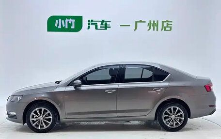 Skoda Octavia, 2022 год, 1 159 600 рублей, 6 фотография