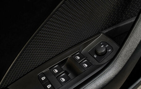 Skoda Octavia IV, 2021 год, 2 290 000 рублей, 21 фотография