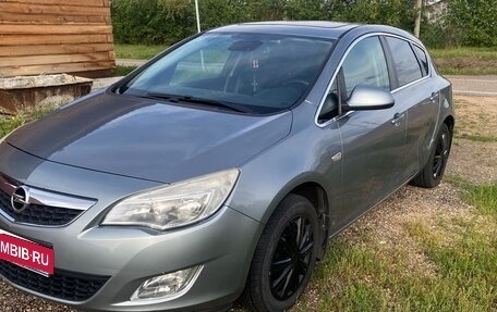Opel Astra J, 2011 год, 680 000 рублей, 8 фотография
