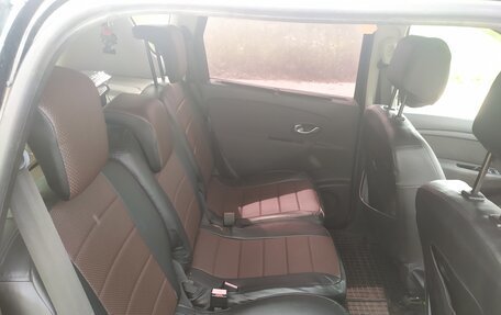 Renault Scenic III, 2010 год, 700 000 рублей, 6 фотография