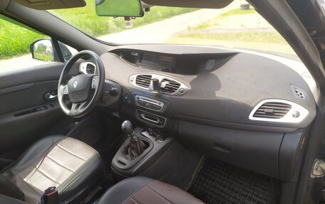 Renault Scenic III, 2010 год, 700 000 рублей, 8 фотография