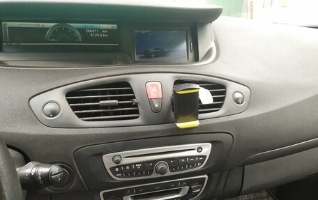 Renault Scenic III, 2010 год, 700 000 рублей, 7 фотография