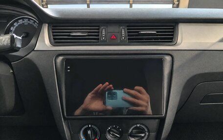 Skoda Rapid I, 2018 год, 1 070 000 рублей, 10 фотография