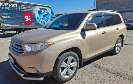 Toyota Highlander III, 2012 год, 2 449 000 рублей, 4 фотография