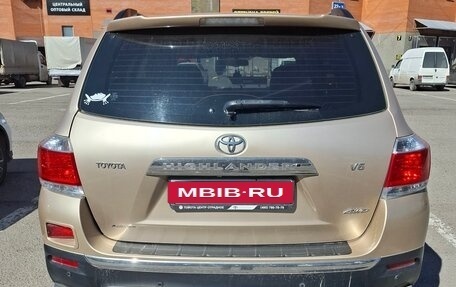 Toyota Highlander III, 2012 год, 2 449 000 рублей, 3 фотография