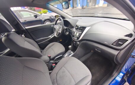 Hyundai Solaris II рестайлинг, 2011 год, 750 000 рублей, 4 фотография