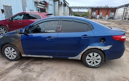 KIA Rio III рестайлинг, 2013 год, 300 000 рублей, 3 фотография