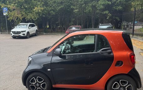Smart Fortwo III, 2018 год, 1 675 000 рублей, 3 фотография