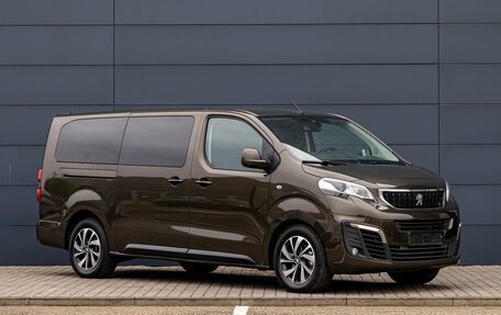 Peugeot Traveller I, 2018 год, 3 095 000 рублей, 3 фотография