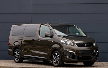 Peugeot Traveller I, 2018 год, 3 095 000 рублей, 7 фотография