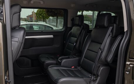 Peugeot Traveller I, 2018 год, 3 095 000 рублей, 17 фотография