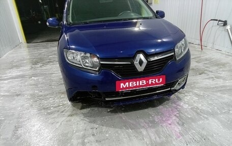 Renault Logan II, 2015 год, 450 000 рублей, 7 фотография