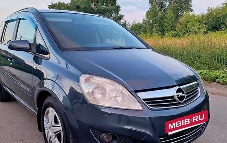 Opel Zafira B, 2008 год, 495 000 рублей, 3 фотография
