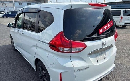 Honda Freed II, 2022 год, 1 480 000 рублей, 3 фотография
