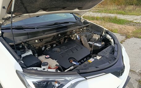 Toyota RAV4, 2017 год, 2 249 000 рублей, 14 фотография