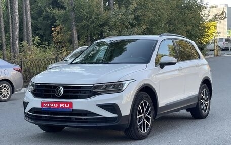 Volkswagen Tiguan II, 2021 год, 2 880 000 рублей, 1 фотография