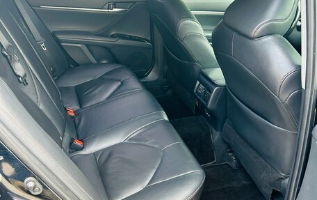 Toyota Camry, 2018 год, 2 099 000 рублей, 8 фотография