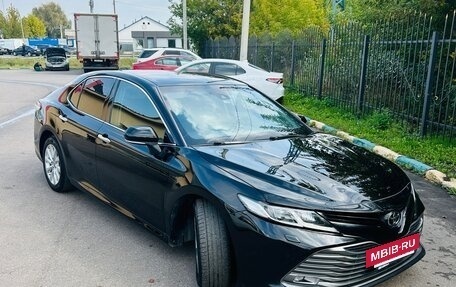 Toyota Camry, 2018 год, 2 099 000 рублей, 12 фотография
