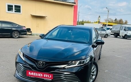 Toyota Camry, 2018 год, 2 099 000 рублей, 13 фотография