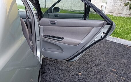 Toyota Camry V40, 2004 год, 800 000 рублей, 6 фотография