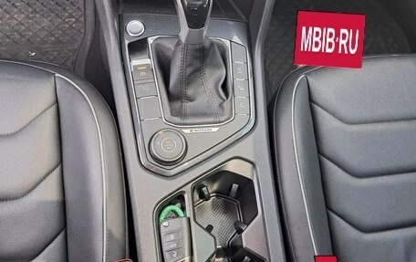 Volkswagen Tiguan II, 2023 год, 2 900 000 рублей, 14 фотография