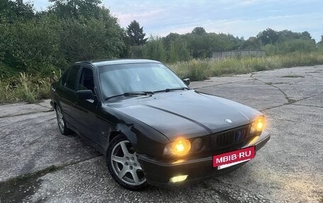 BMW 5 серия, 1992 год, 250 000 рублей, 2 фотография